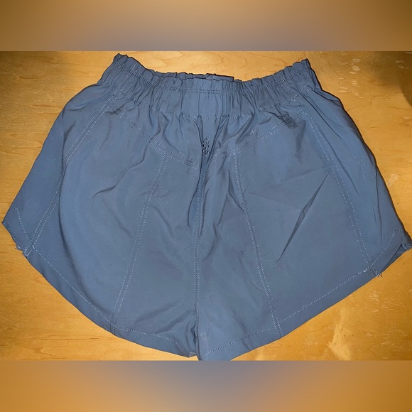 Free People Movement - Adventure Shorts in Ceramic Seafoam - Size XS - NWOT - Picture 4 of 6